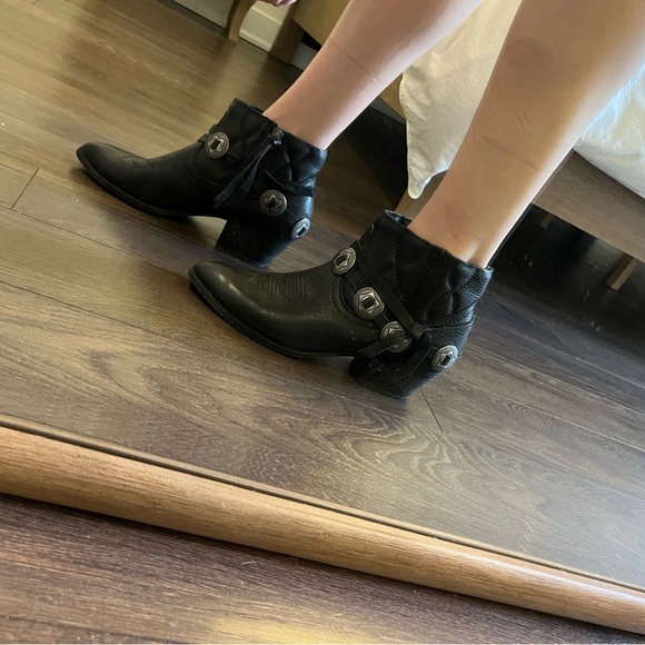 Dolce Vita Western booties - Picture 3 of 7